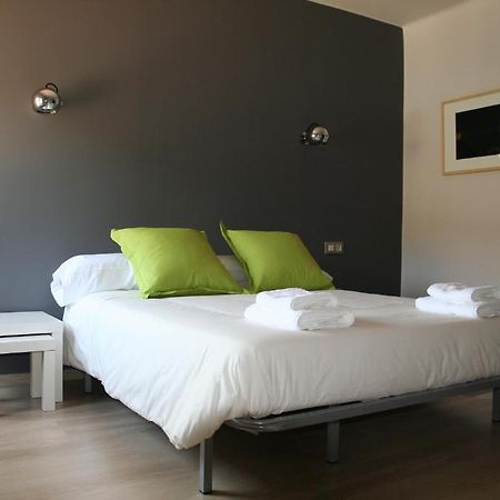 Hostal Totsompops Колера Екстериор снимка