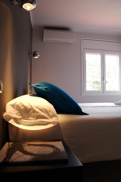 Hostal Totsompops Колера Екстериор снимка